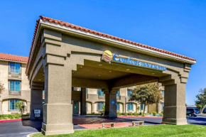 Отель Comfort Inn & Suites Lancaster Antelope Valley  Лэнкастер